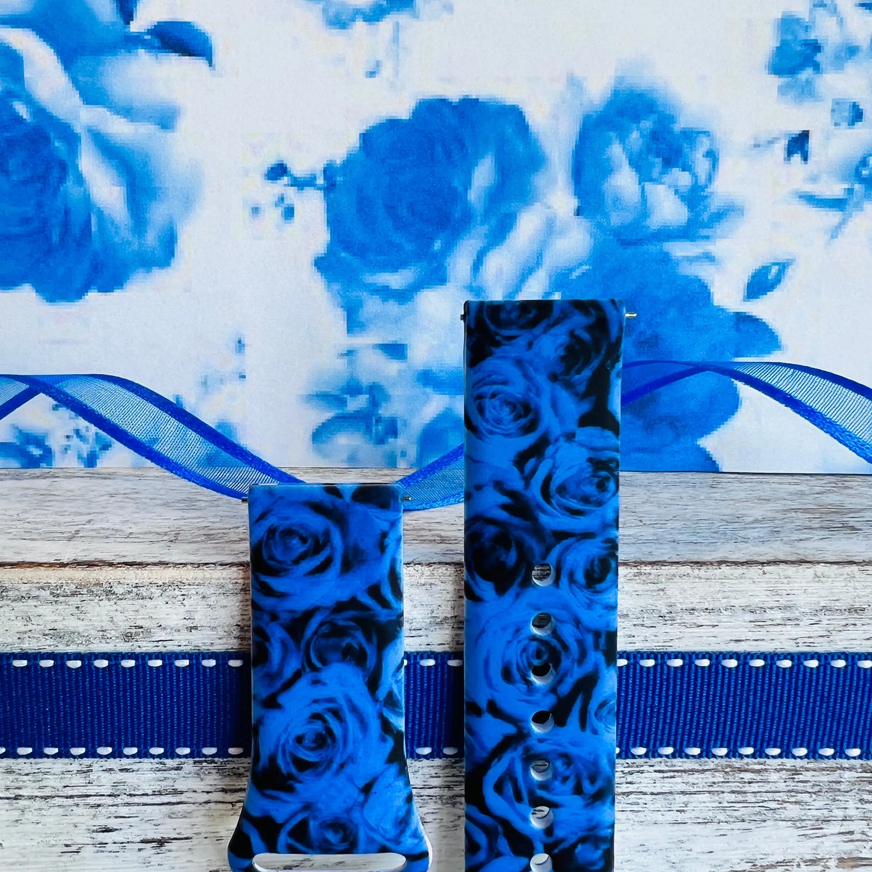 Cobalt Blue Roses Print Silicone Band For Samsung Watch