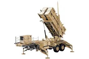 Heng Guan US Military Tan 1/12 Scale Missile Launcher Trailer - KIT - (OPEN BOX)