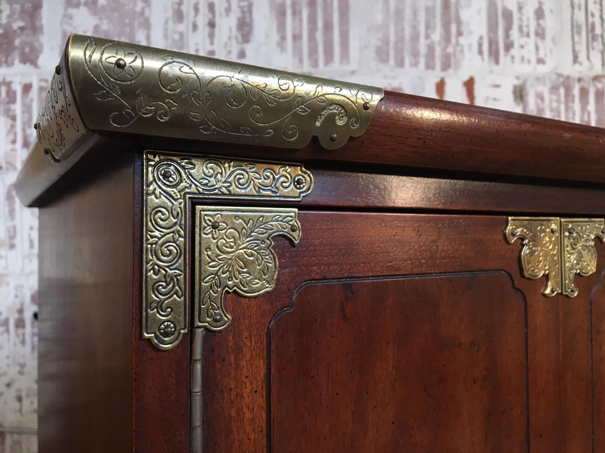 Henredon Asian Chinoiserie Credenza