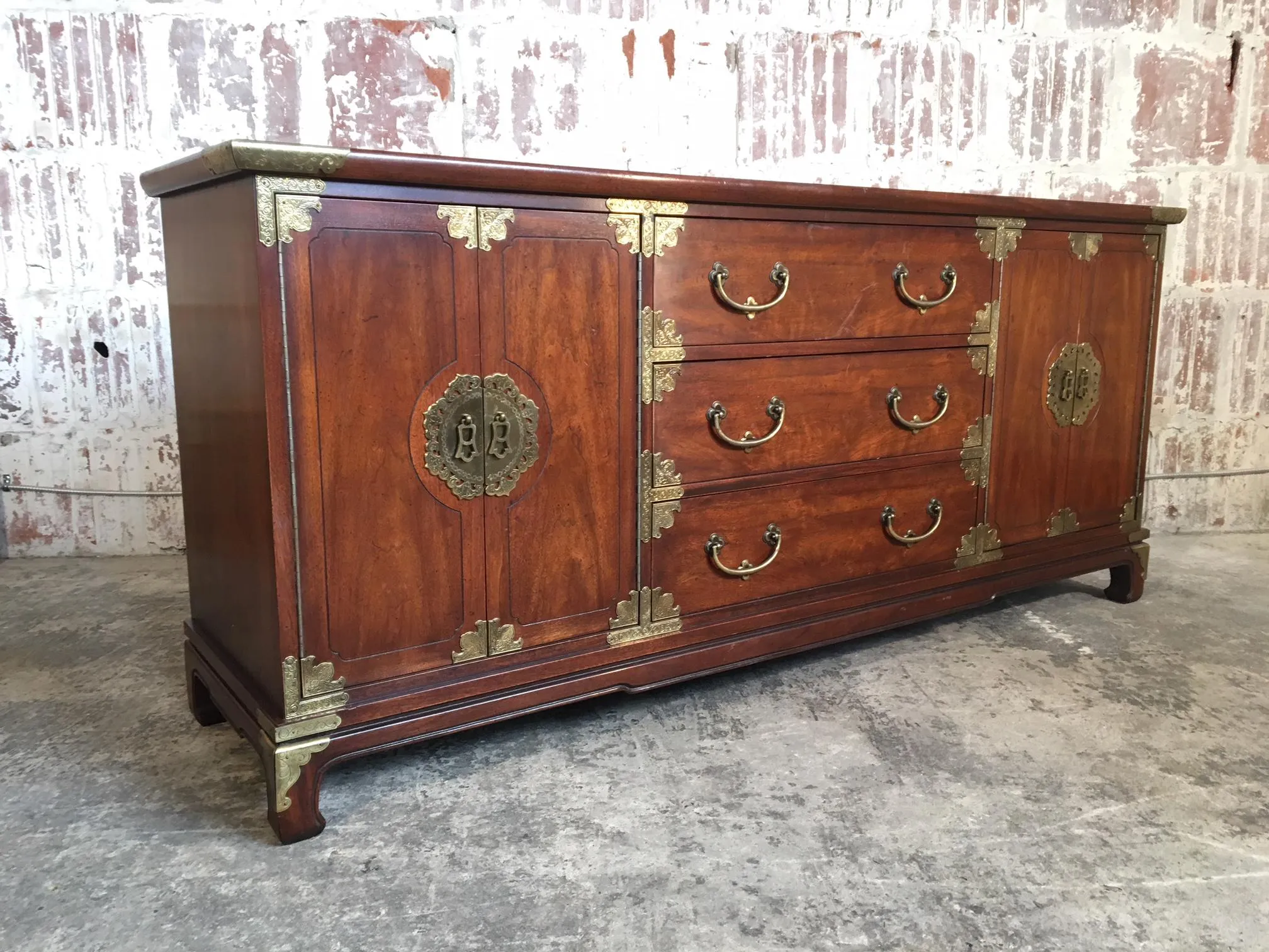 Henredon Asian Chinoiserie Credenza