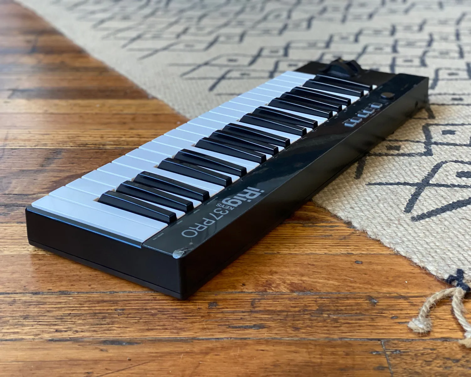 IK Multimedia iRig Keys 37 Pro