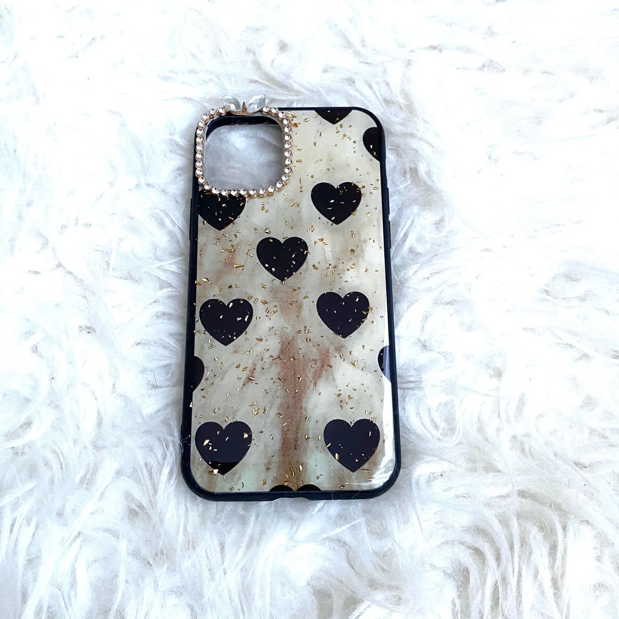 iPhone 12 Pro No Brand Heart Glitter Case (Great condition)