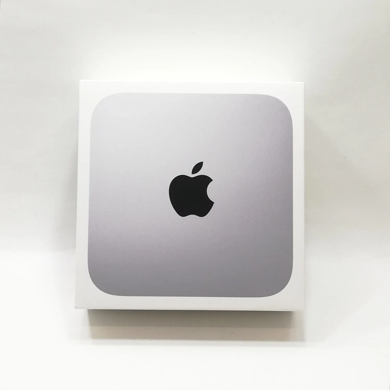 Mac mini M2 / 2023 / 8GB / 256GB / シルバー / ランク:A / MMFJ3J/A / 【中古品管理番号:35283】