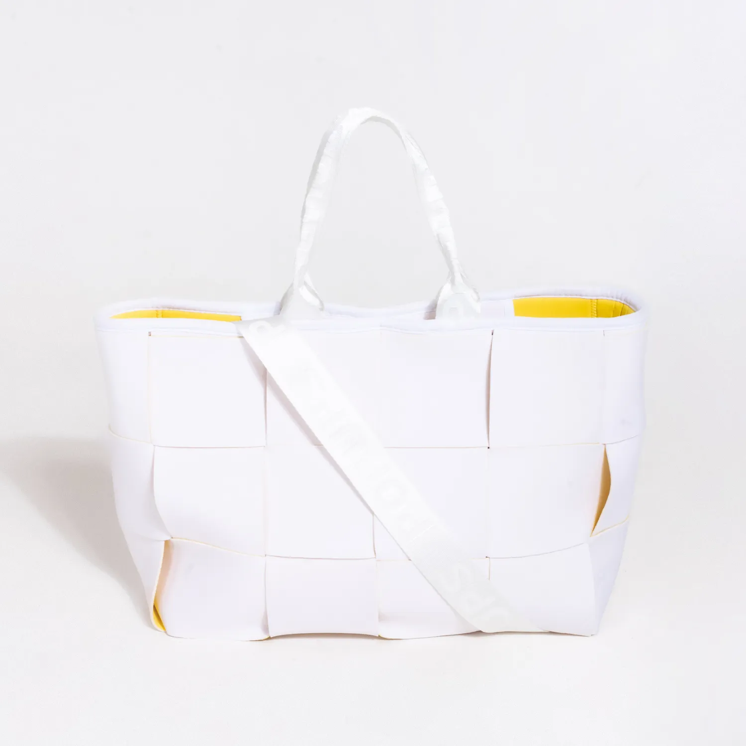 POUCH   ICON TOTE - WHITE