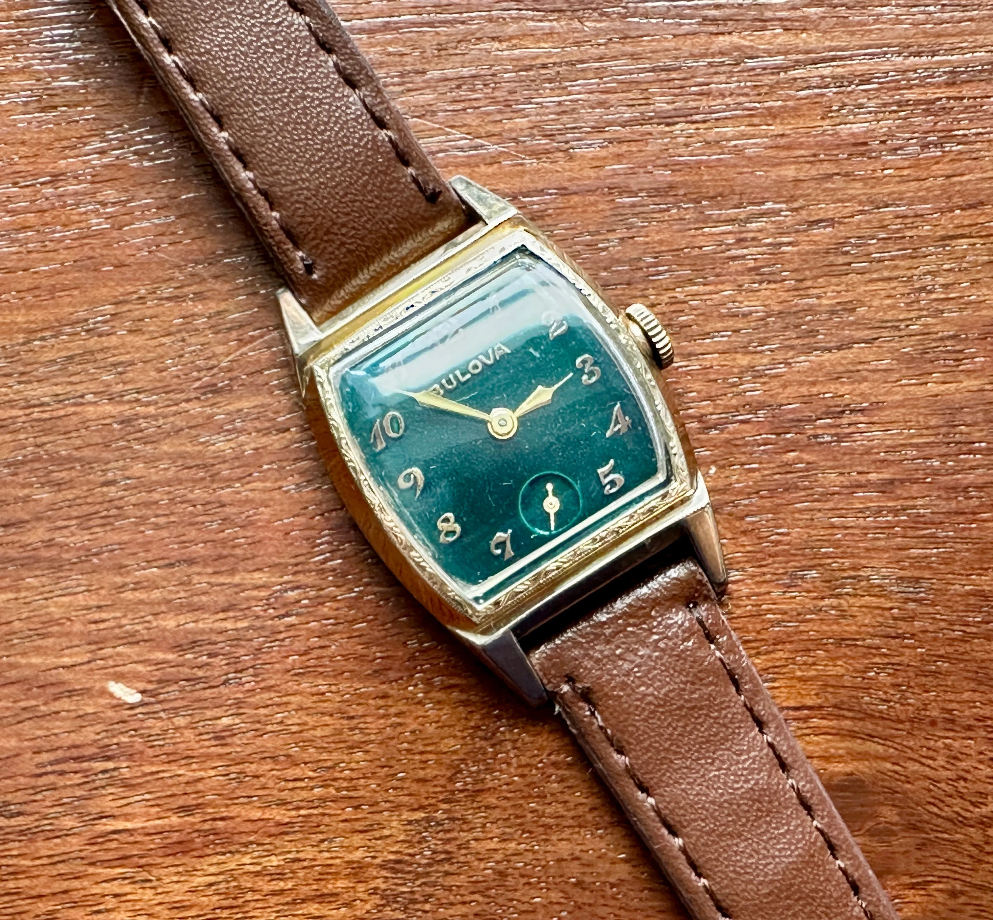 Vintage Bulova Manual Wind Wristwatch Watch Rare Emerald Green Dial Leather Band